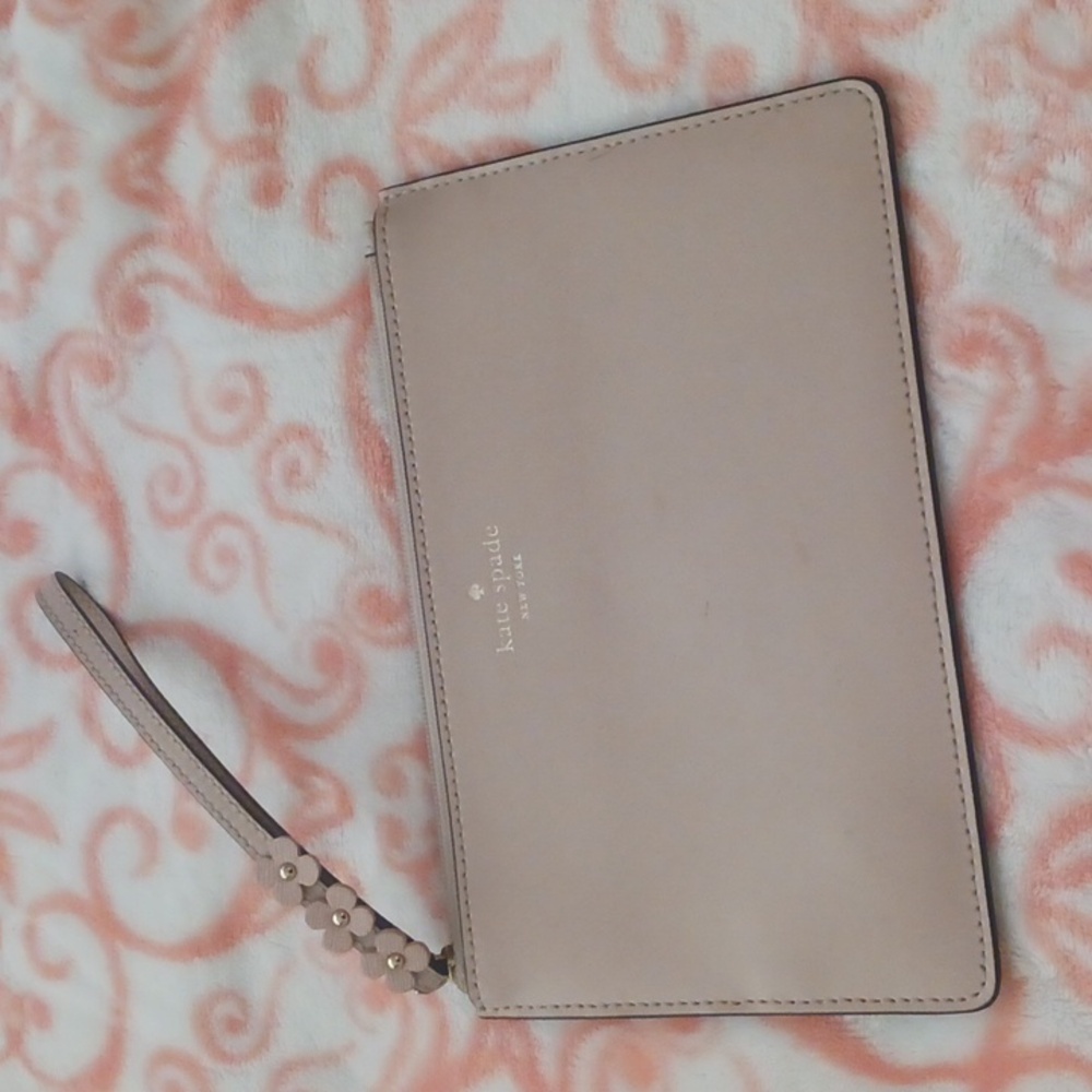Kate Spade Beige Leather Wristlet with Flower Detail on Strap